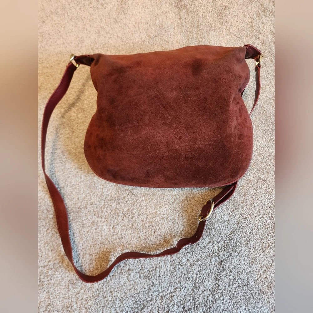 Vintage‎ Gucci Crossbody Bag Purse Maroon Genuine Leather Suede W COA